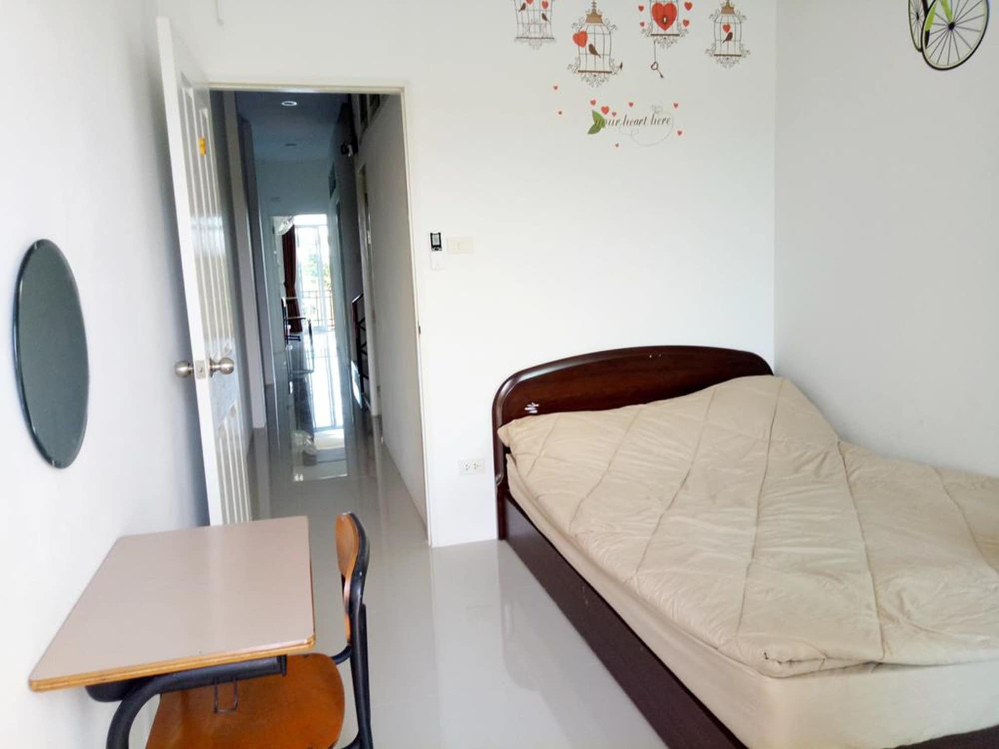 Innkhun House Urt Suratthani Airport Сураттхани Экстерьер фото